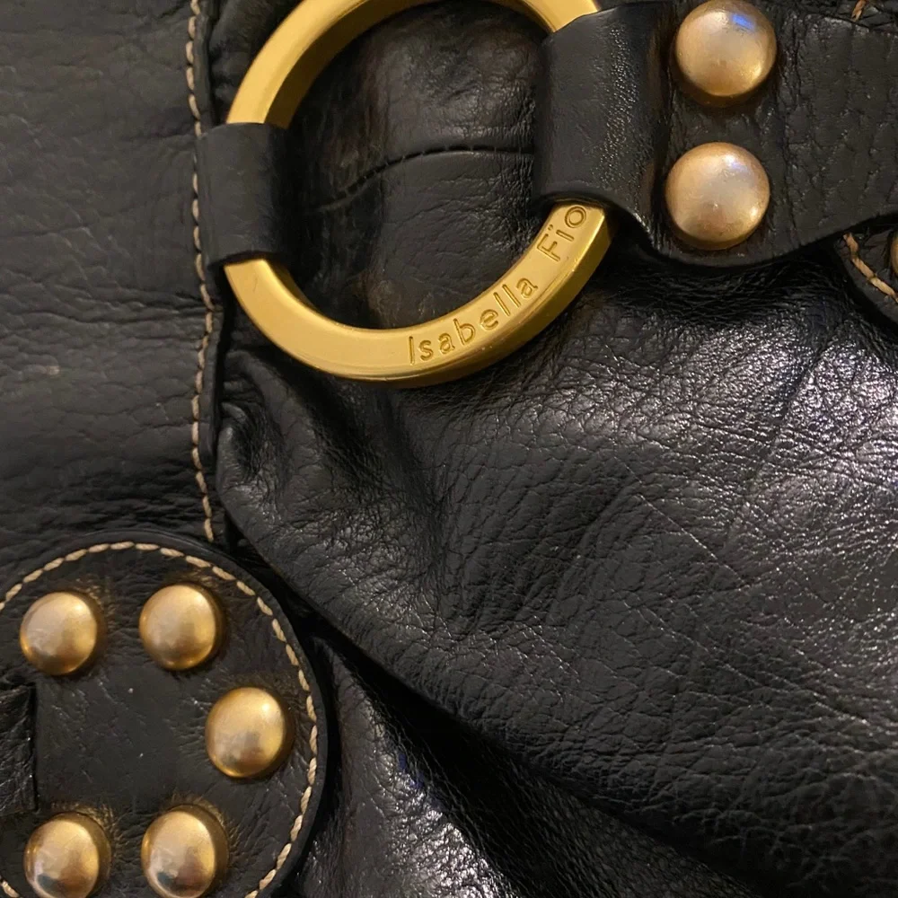 Isabella Fiore Leather Shoulder Bag